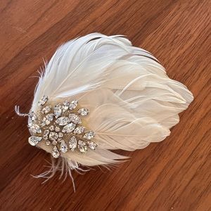 Justine M. Couture Art Deco Feather and Rhinestone Hair Comb